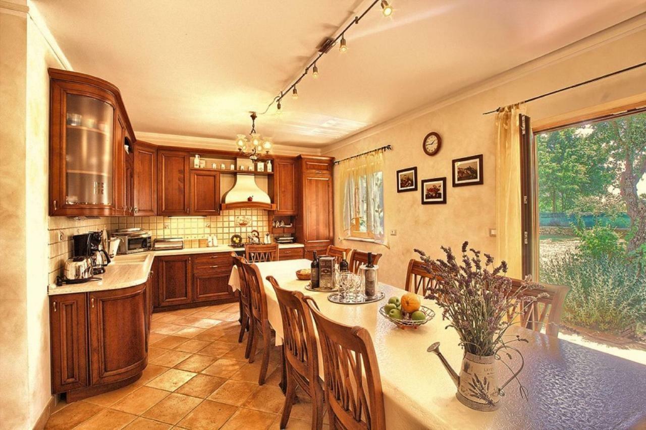 Šišan Holiday Home Sarita מראה חיצוני תמונה